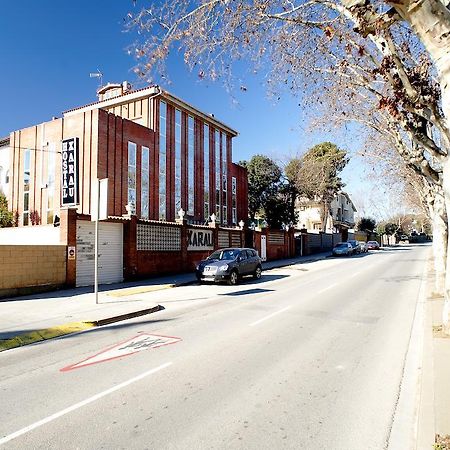 Hostal Xarau Cerdanyola del Vallès Extérieur photo